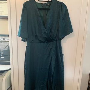 Lulu’s Green Crushed Velvet dress